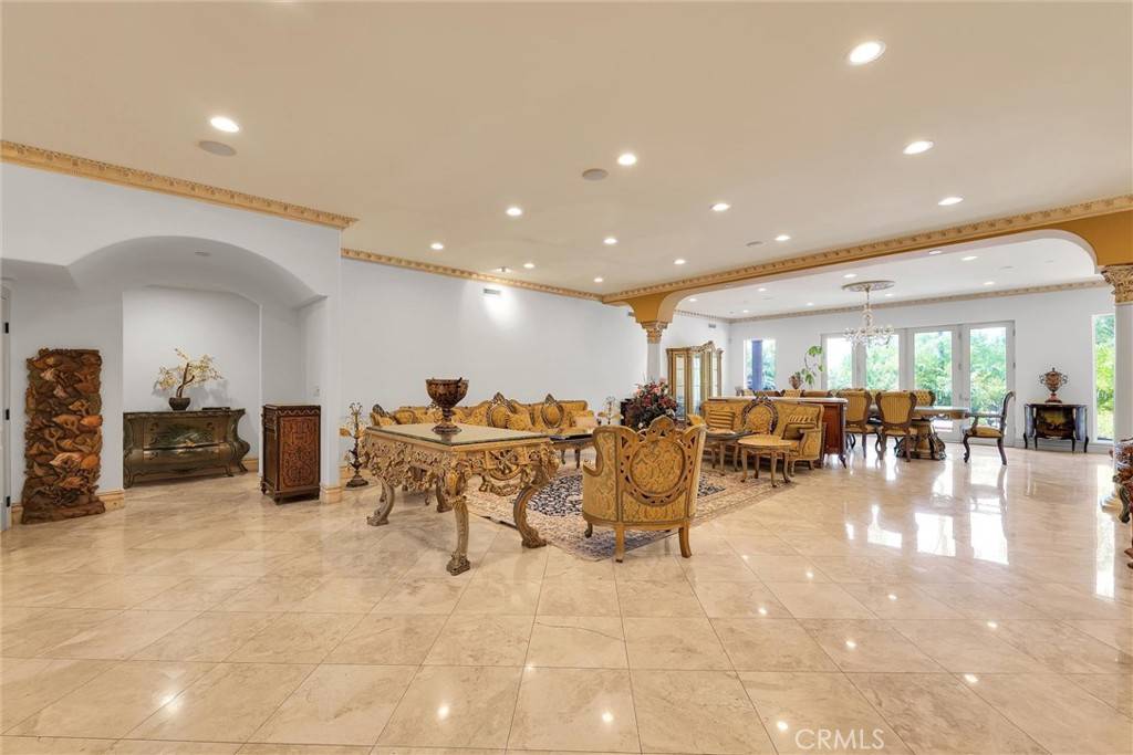 Woodland Hills, CA 91367,22349 Dolorosa ST
