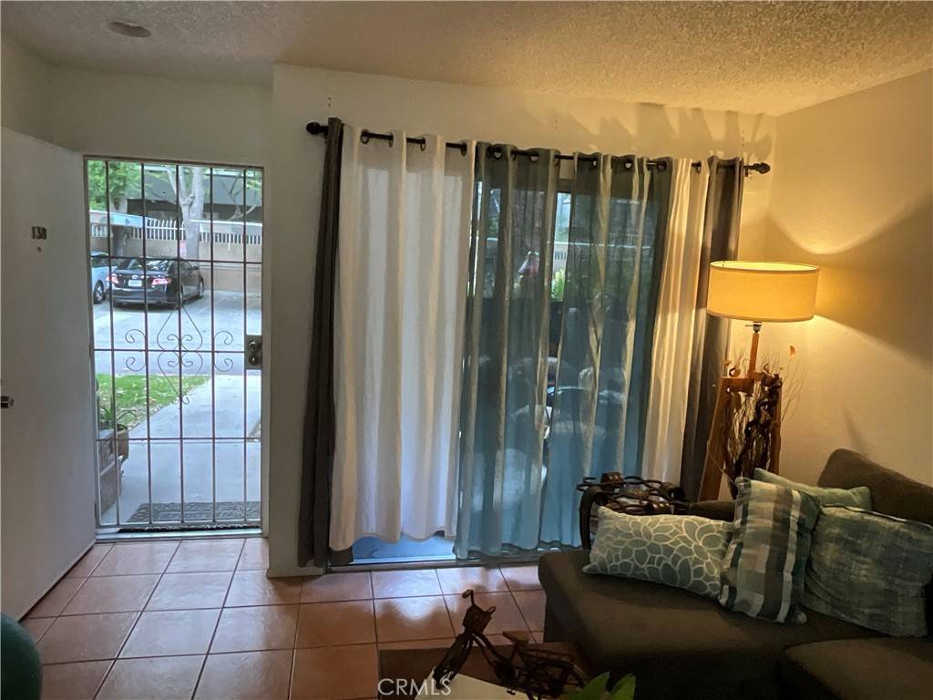 Pacoima, CA 91331,12601 Van Nuys BLVD #138