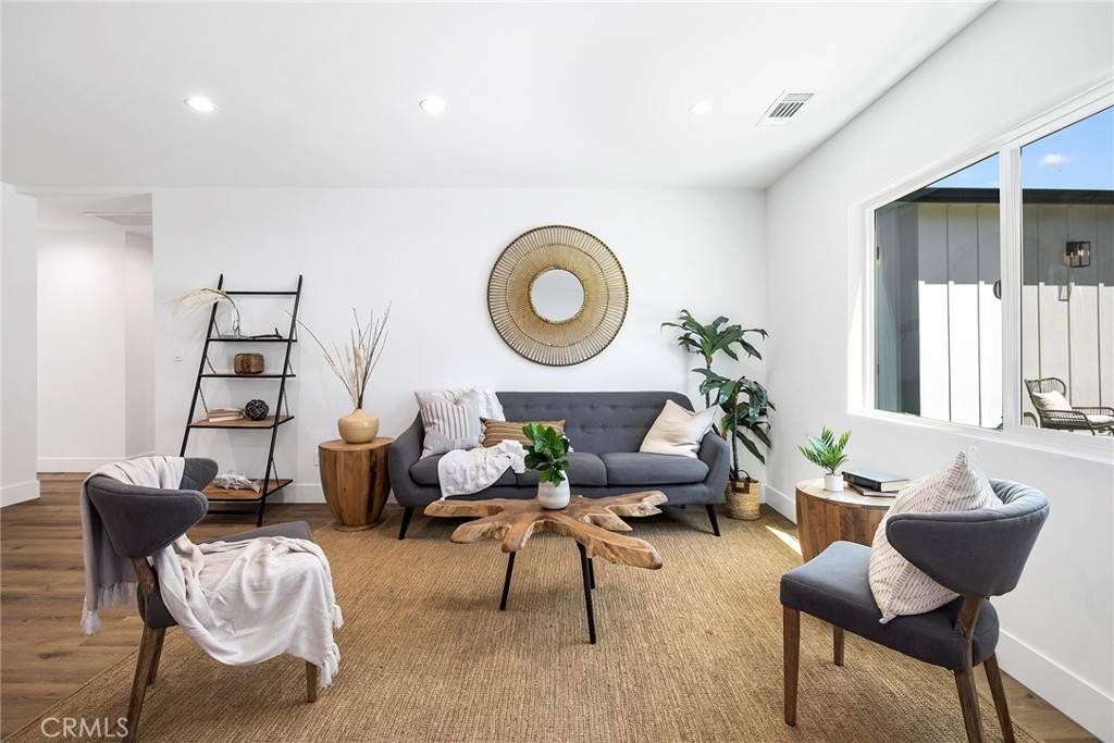 Sherman Oaks, CA 91411,5751 Tobias AVE