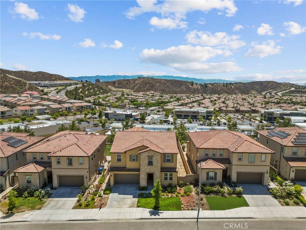 Saugus, CA 91350,19162 Lauren LN