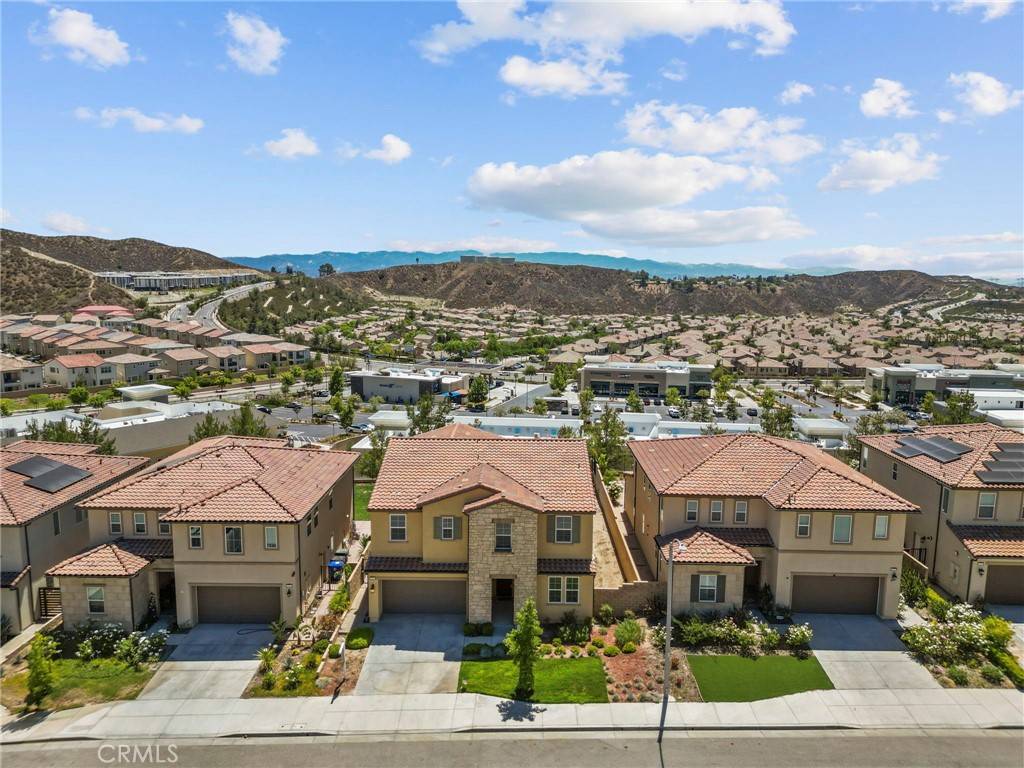 Saugus, CA 91350,19162 Lauren LN