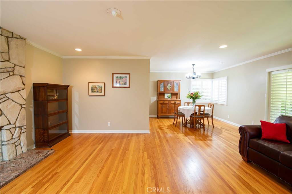 San Fernando, CA 91345,15142 Tuba Street