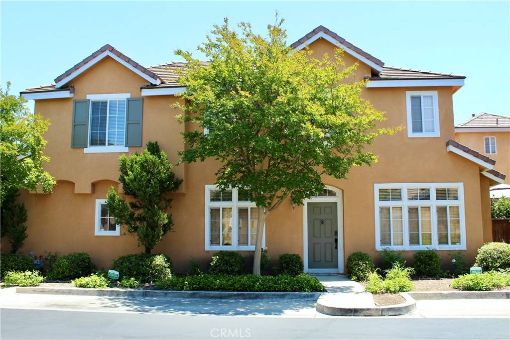 Valencia, CA 91354,24472 Montevista CIR