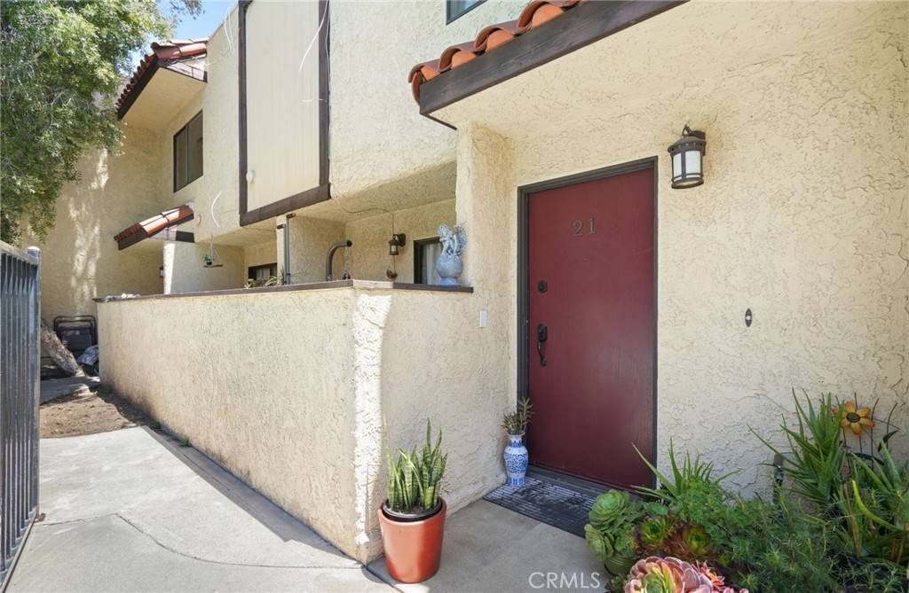 Sylmar, CA 91342,13540 Hubbard ST #21