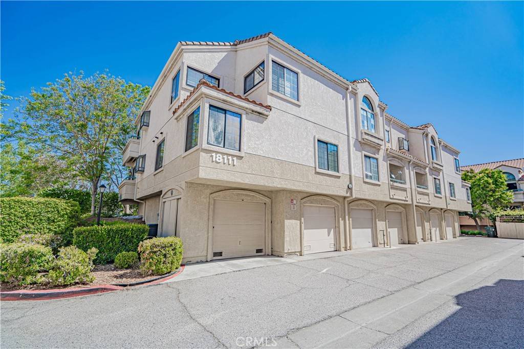 Canyon Country, CA 91387,18111 Erik CT #445
