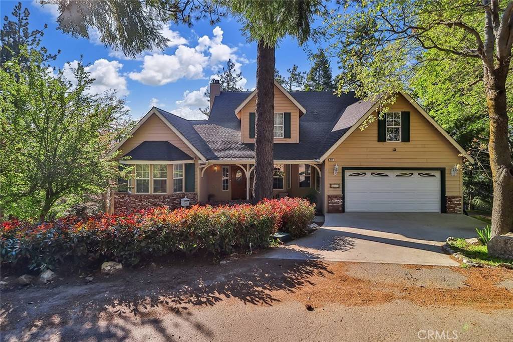 Crestline, CA 92325,176 Pine Ridge RD