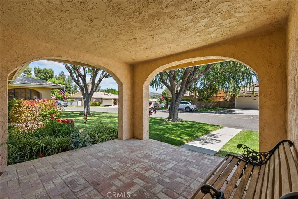 Newhall, CA 91321,26337 Green Terrace DR
