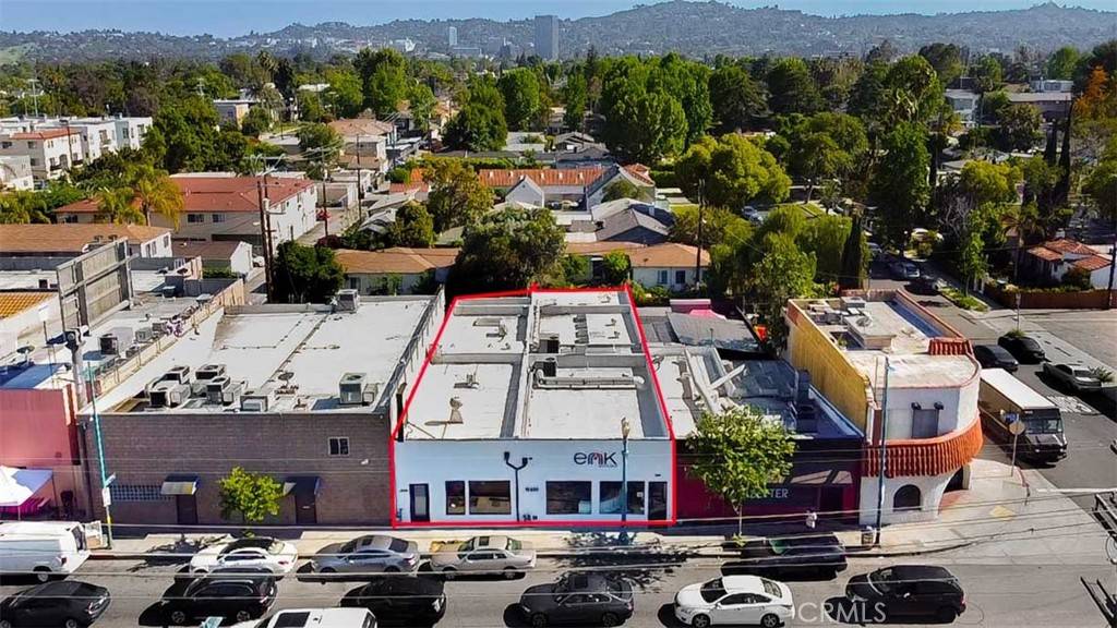 North Hollywood, CA 91601,10618 Magnolia BLVD