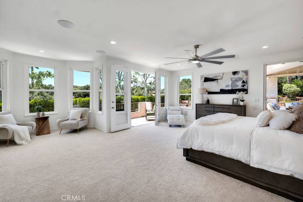 Topanga, CA 90290,21141 Brunnell CT