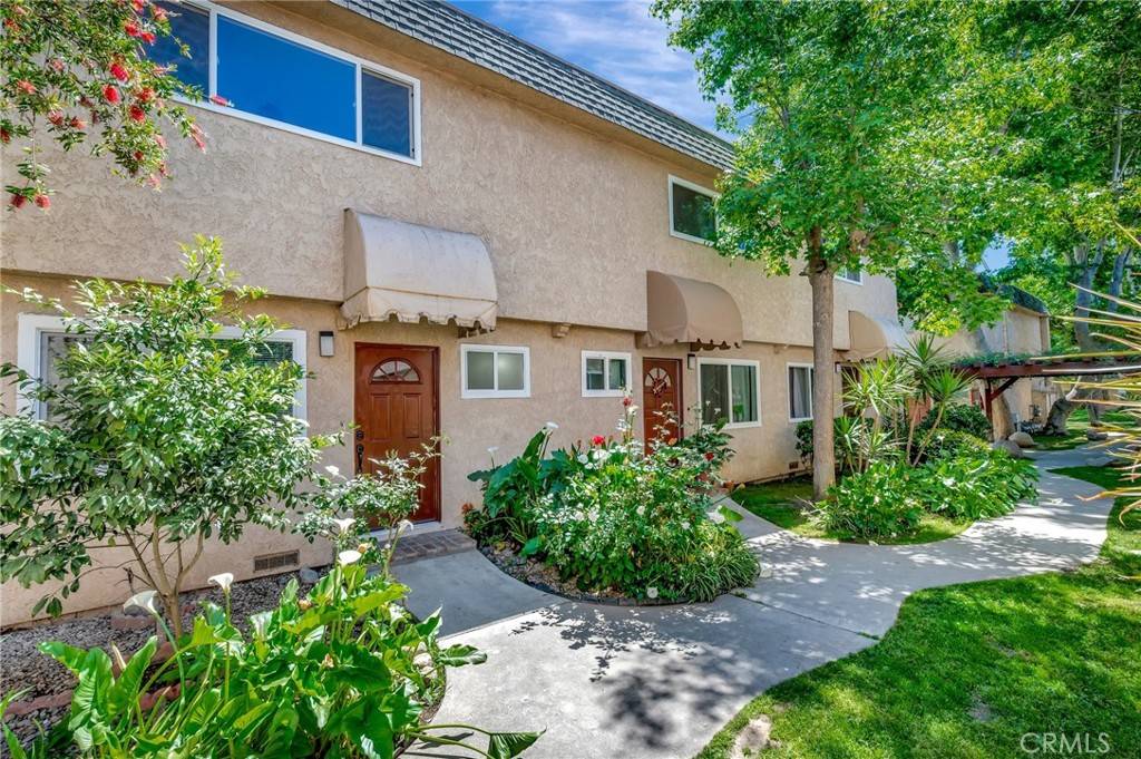 Northridge, CA 91325,17053 Roscoe BLVD #3