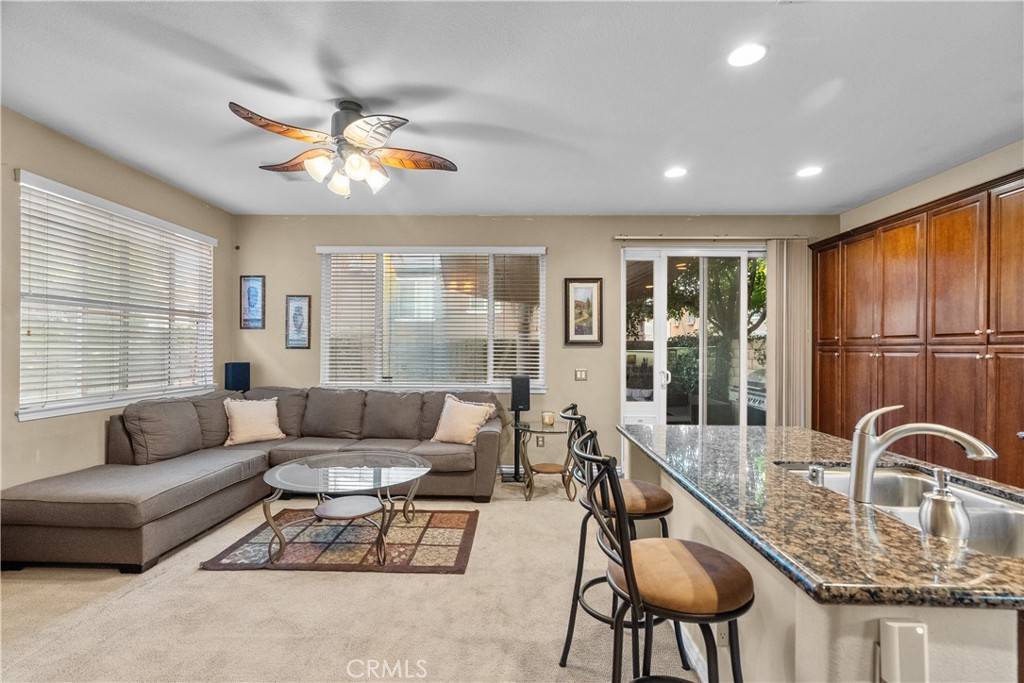 Saugus, CA 91350,28369 Casselman LN