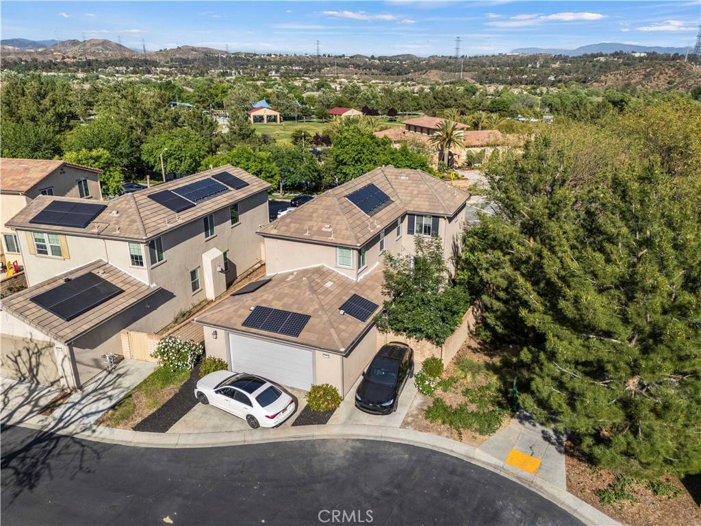 Valencia, CA 91354,24106 Village CIR