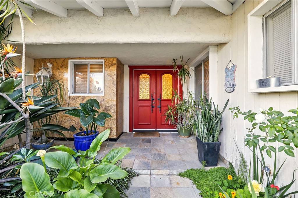Tarzana, CA 91356,18800 Pasadero DR