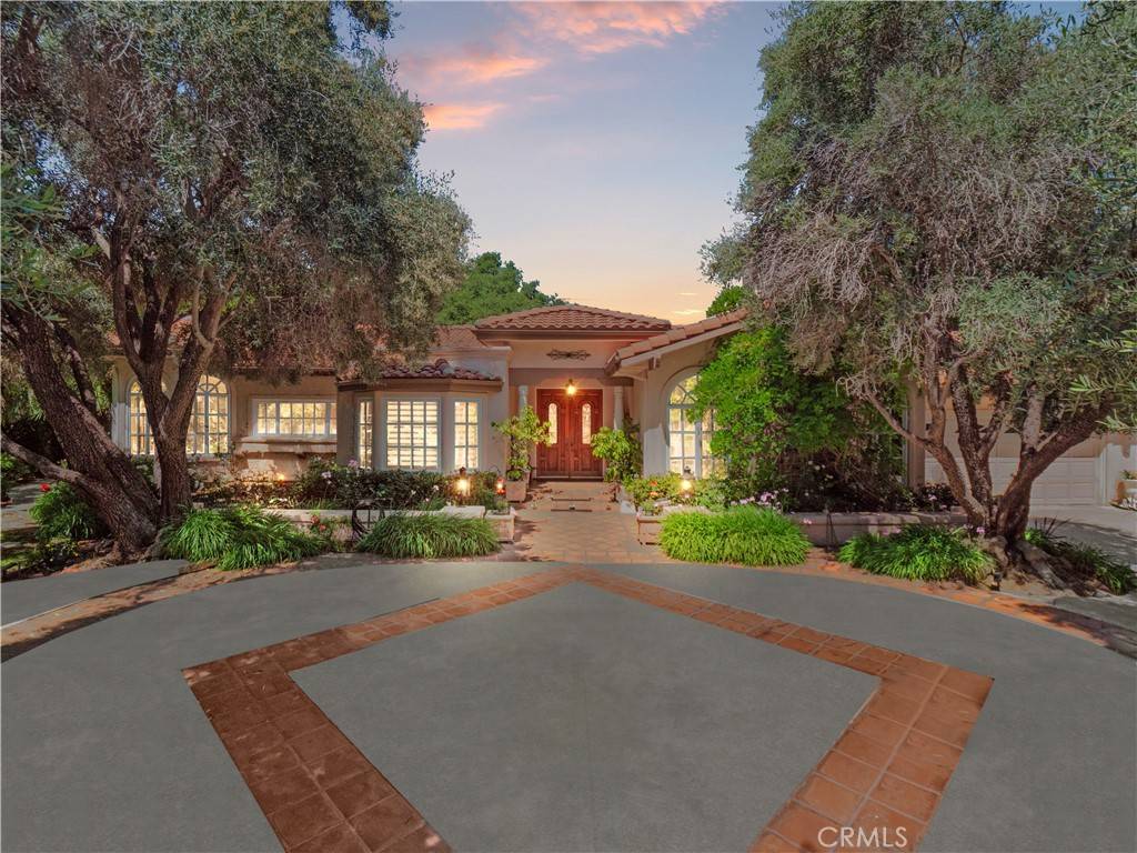 Canyon Country, CA 91387,26749 Macmillan Ranch Rd