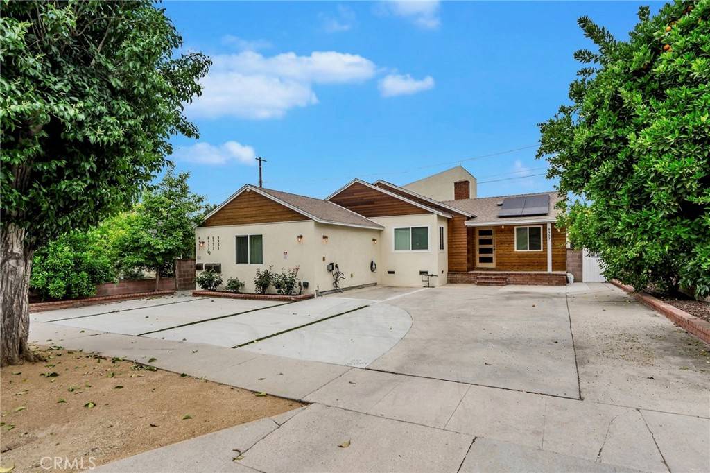 Northridge, CA 91324,8957 Amigo AVE