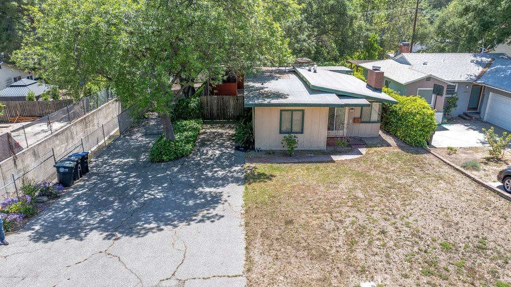 La Crescenta, CA 91214,3226 Mills AVE