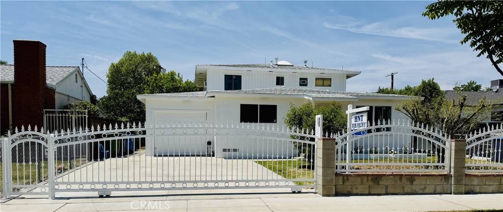 Reseda, CA 91335,7019 Chimineas AVE