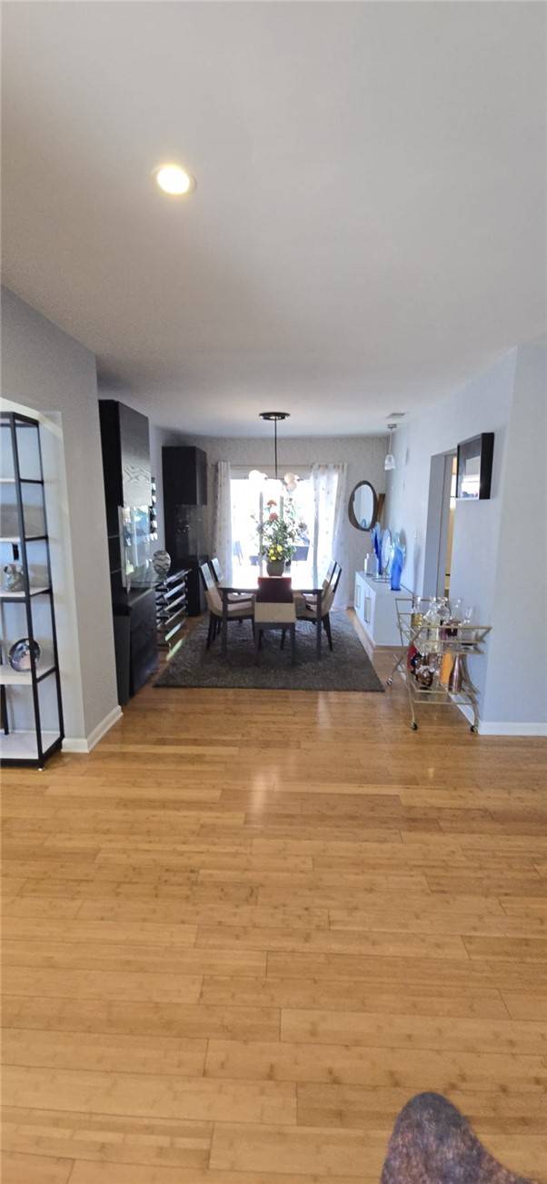 North Hollywood, CA 91605,11905 Elkwood ST