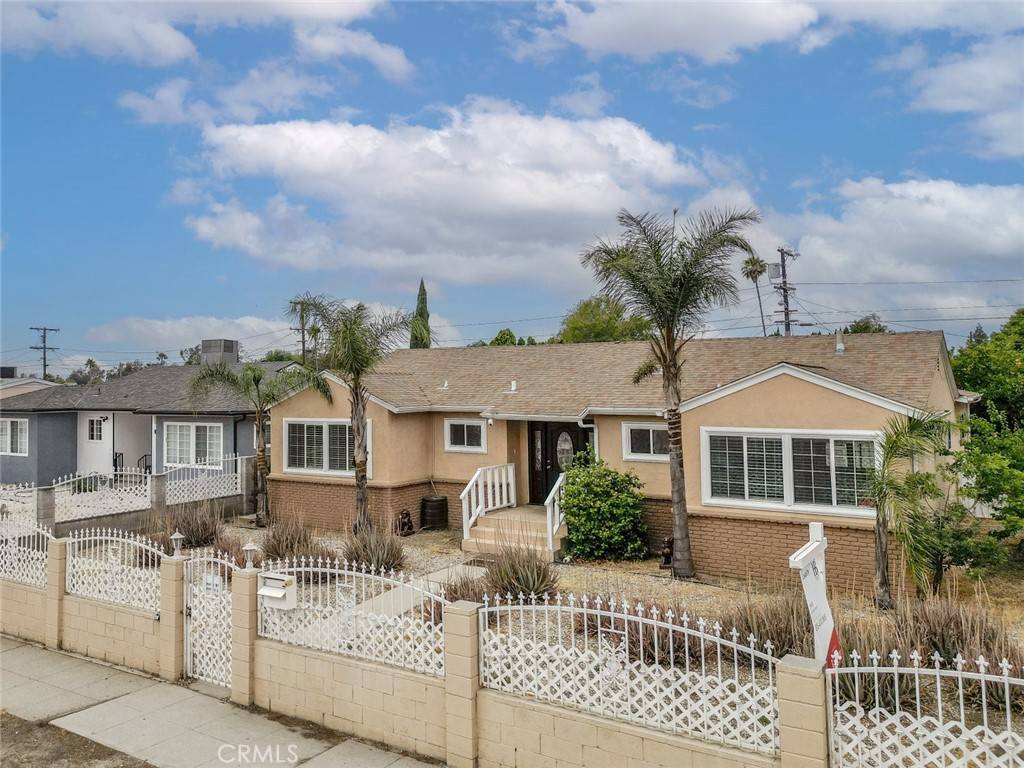 North Hollywood, CA 91605,7857 Whitsett AVE