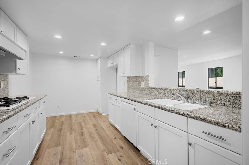 Sherman Oaks, CA 91403,4542 Willis AVE #107