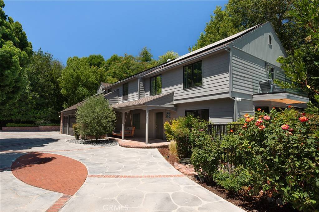 Tarzana, CA 91356,4851 Corbin AVE