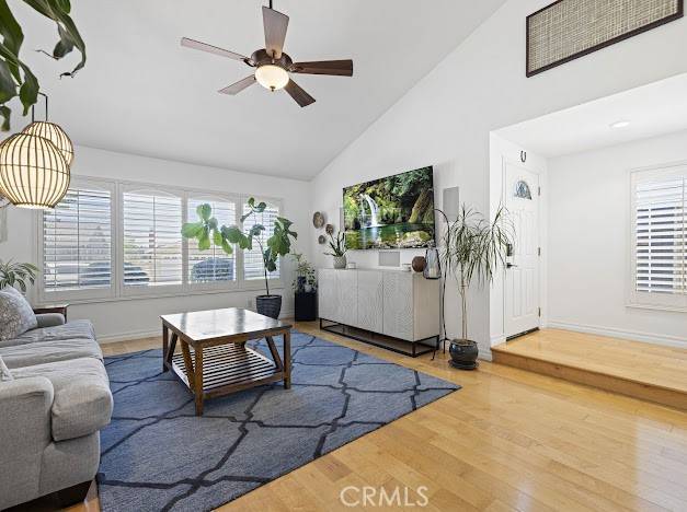 Saugus, CA 91350,27214 Corry PL