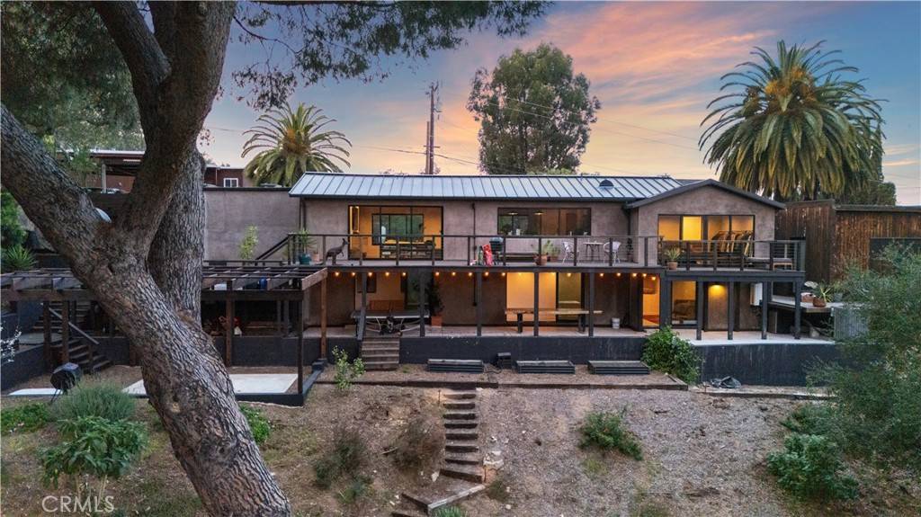 Topanga, CA 90290,19778 Grand View DR