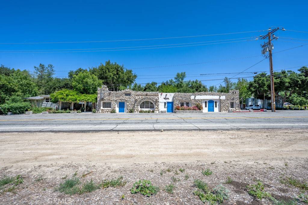 Agua Dulce, CA 91390,12625 Sierra
