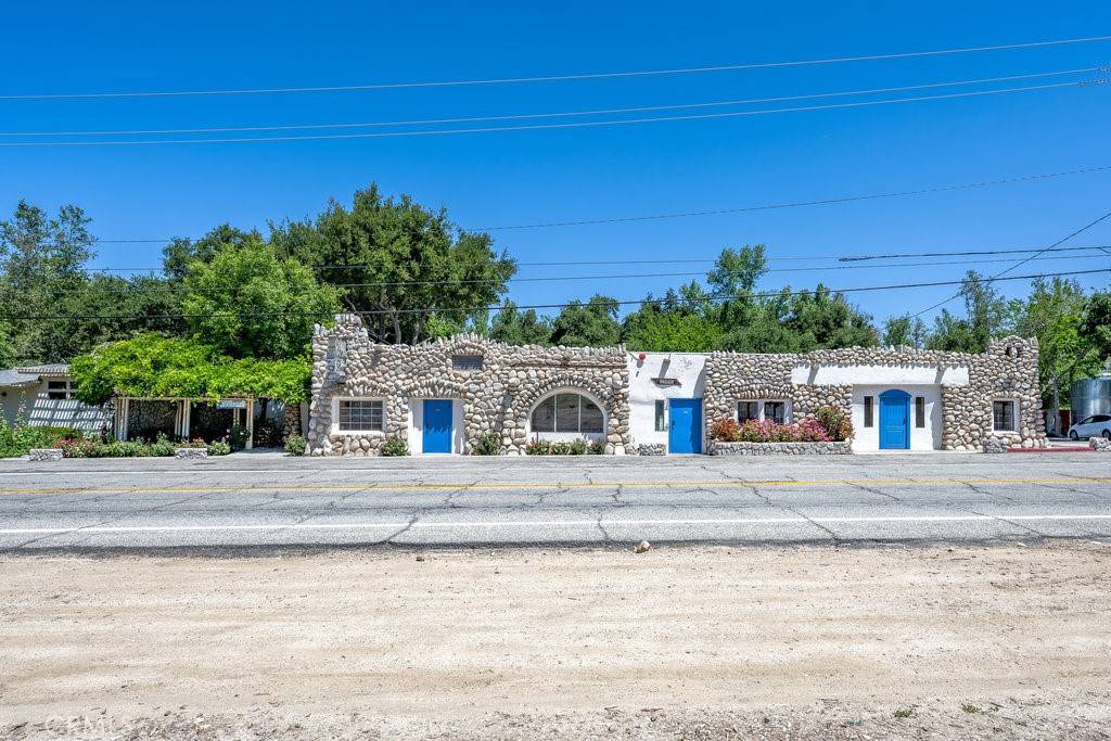 Agua Dulce, CA 91390,12625 Sierra