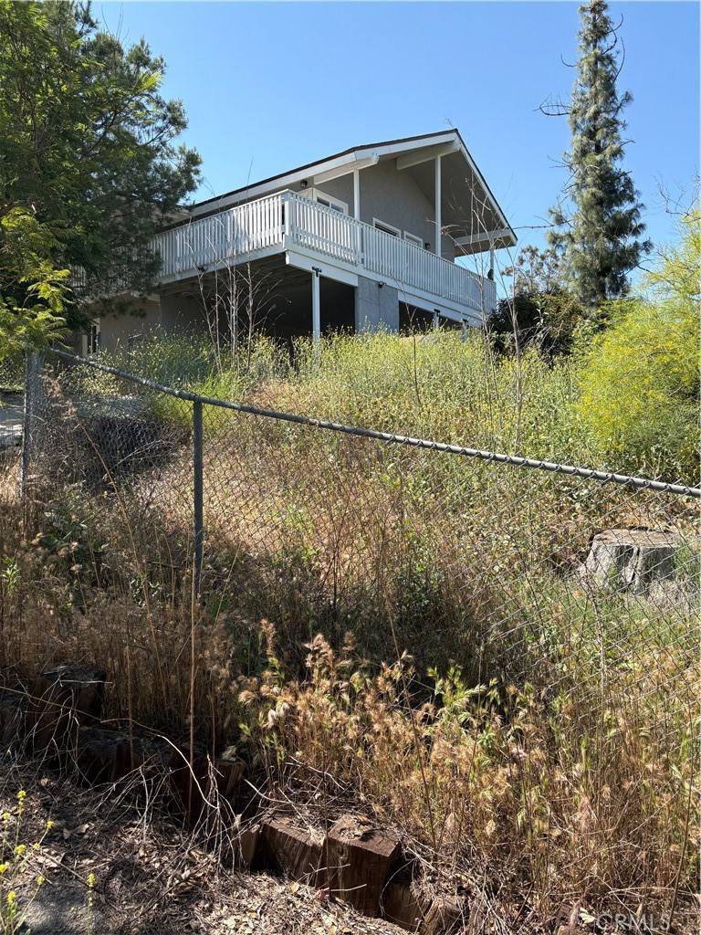 Chatsworth, CA 91311,22555 Fern Ann Falls RD