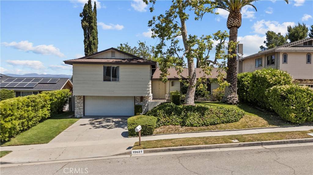 Newhall, CA 91321,19627 Goldstream WAY