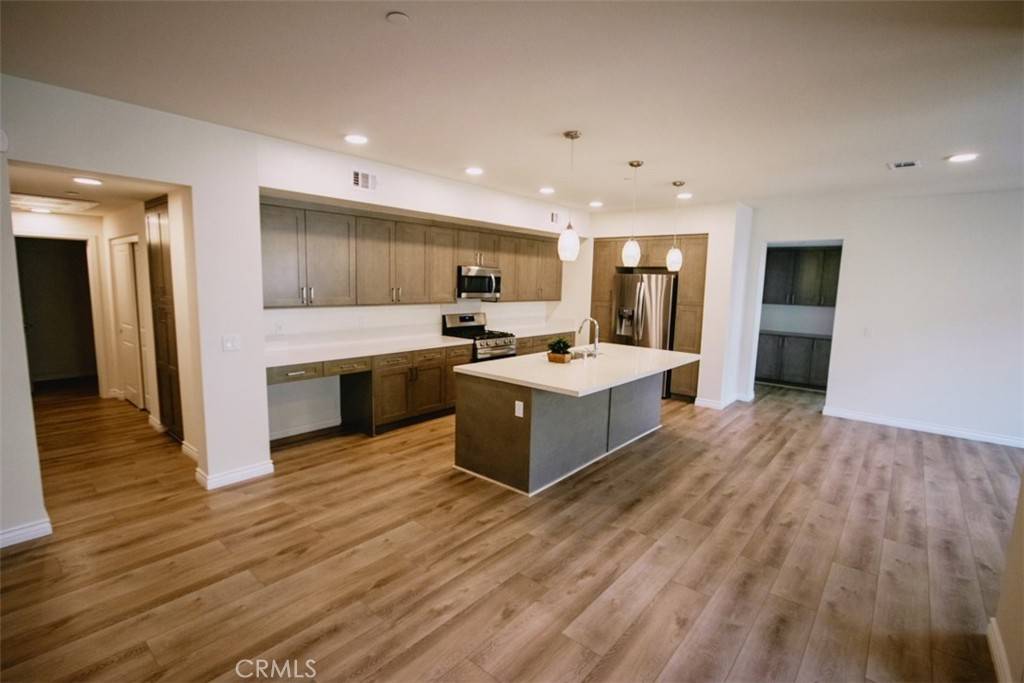 Oxnard, CA 93036,2850 Wagon Wheel Rd
