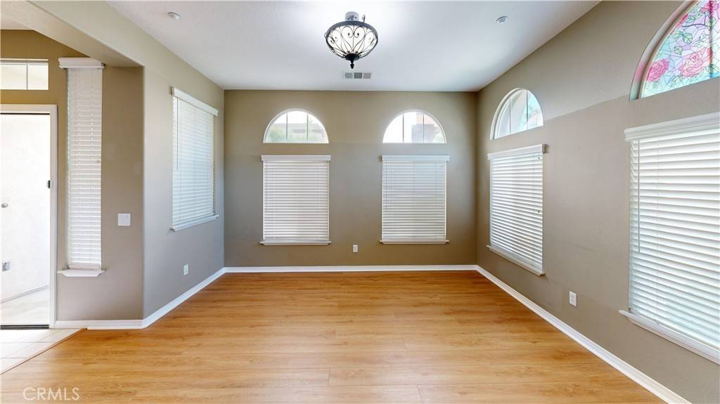 Oxnard, CA 93035,4322 Waterside LN