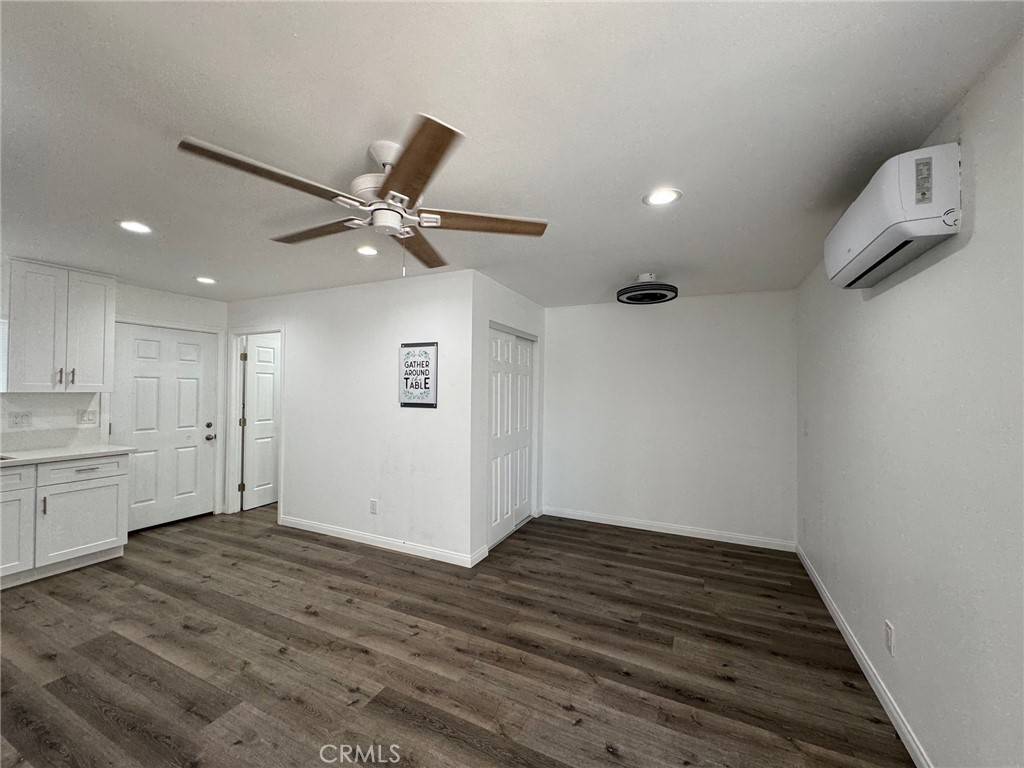 Reseda, CA 91335,6838 Aura AVE