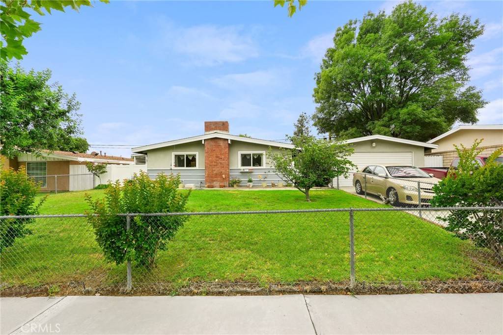 Saugus, CA 91350,27439 Santa Clarita RD
