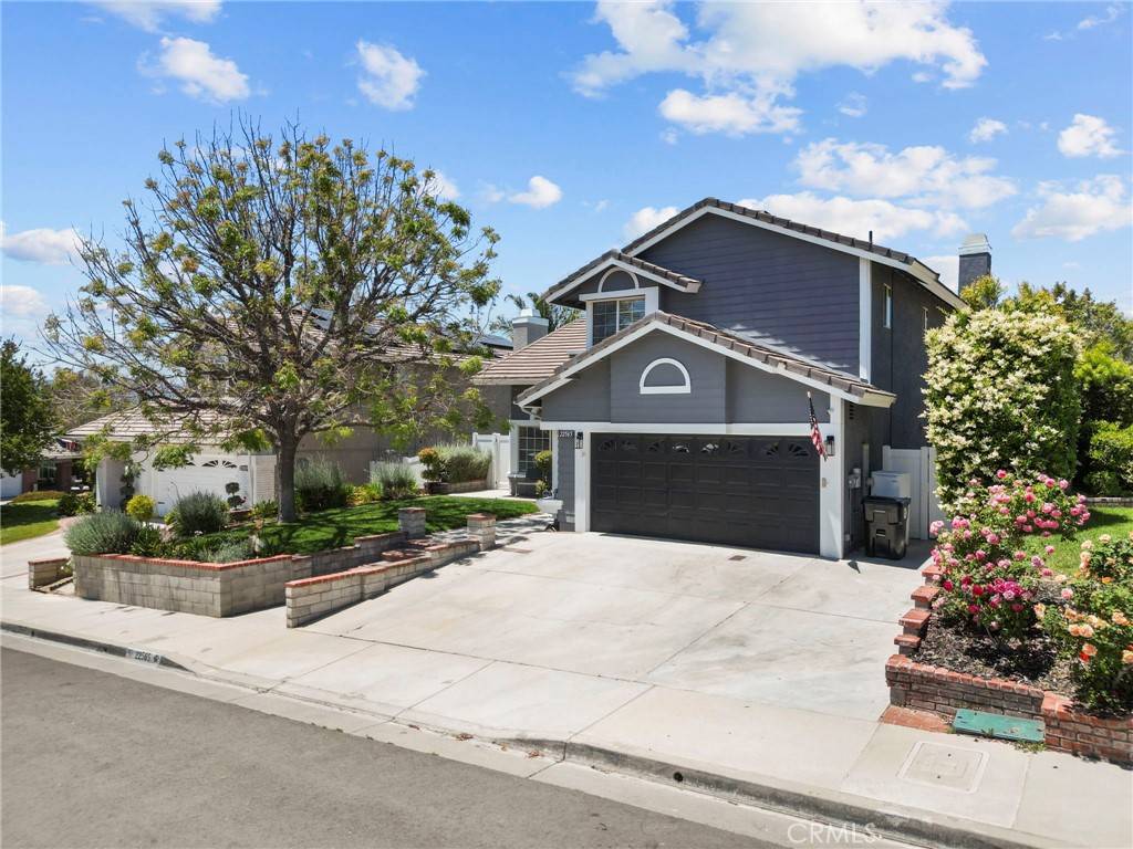 Saugus, CA 91390,22565 Pecan PL