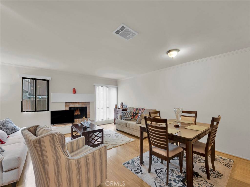 Canoga Park, CA 91304,21040 Parthenia ST #20