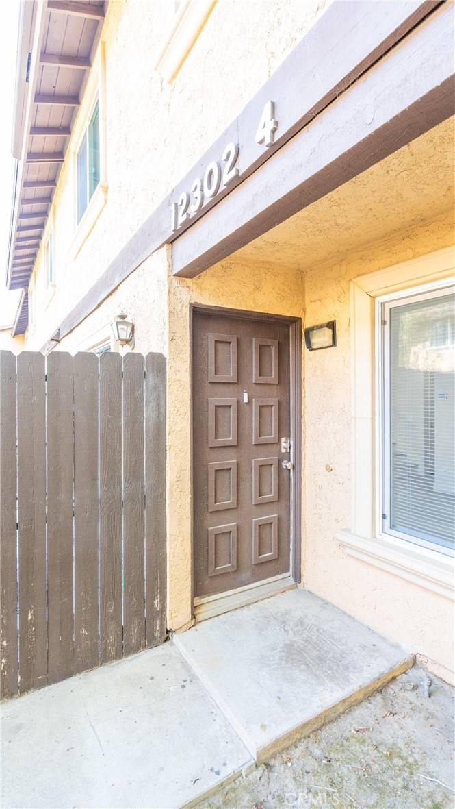 North Hollywood, CA 91605,12302 Runnymede ST #4