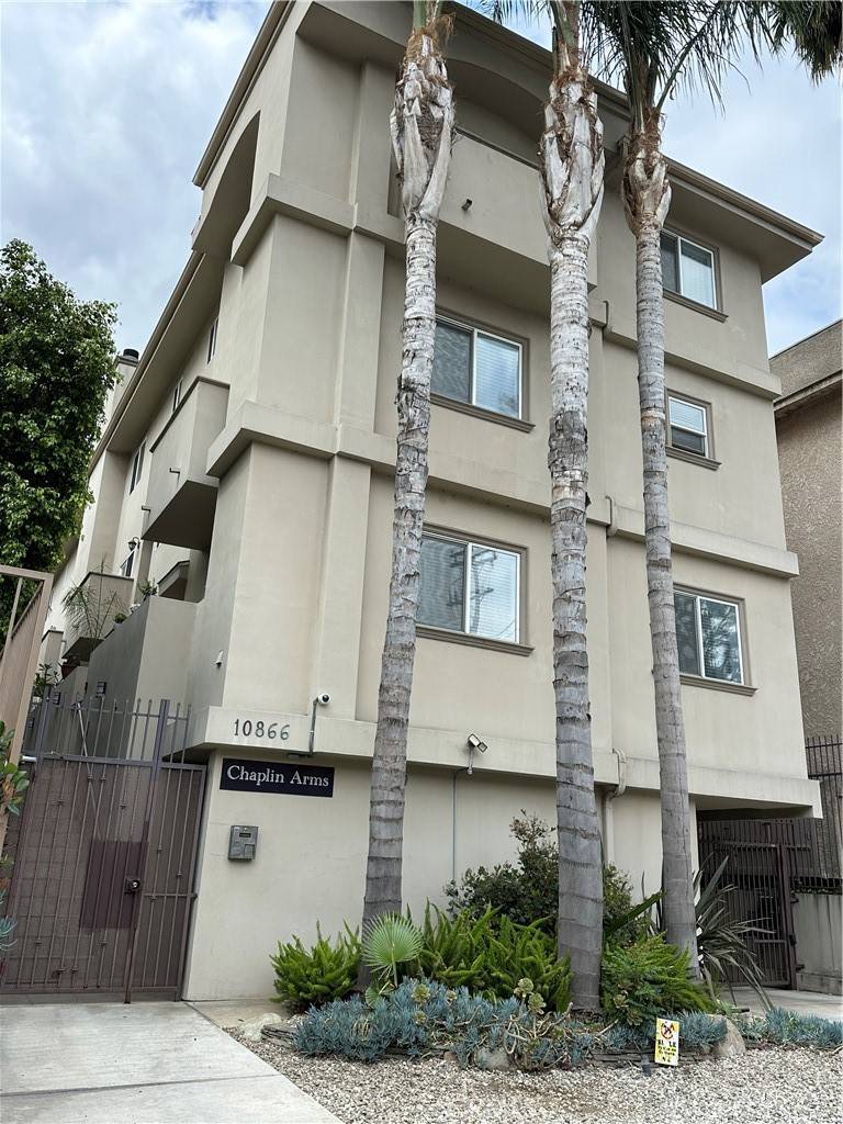 Studio City, CA 91604,10866 Bluffside DR #2