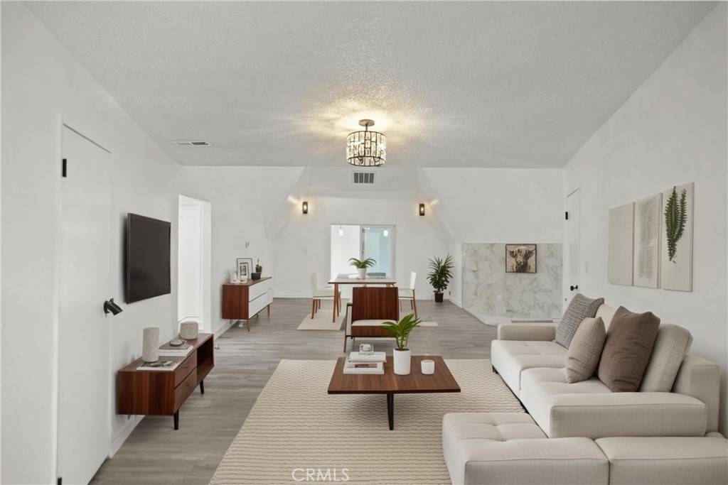 Tehachapi, CA 93561,19701 Mesa DR