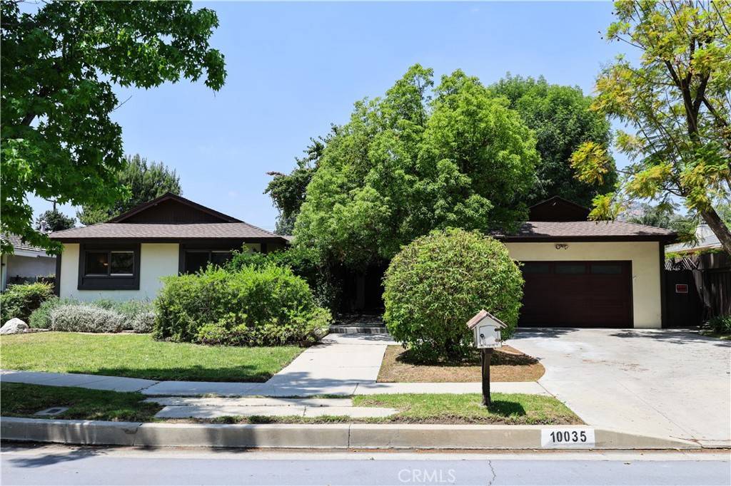 Chatsworth, CA 91311,10035 Gierson AVE