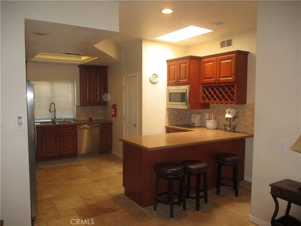 Cathedral City, CA 92234,29161 Isleta CT
