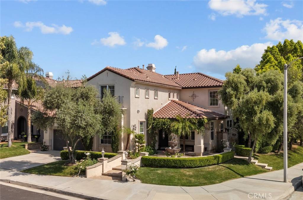 Saugus, CA 91390,29259 Black Pine WAY