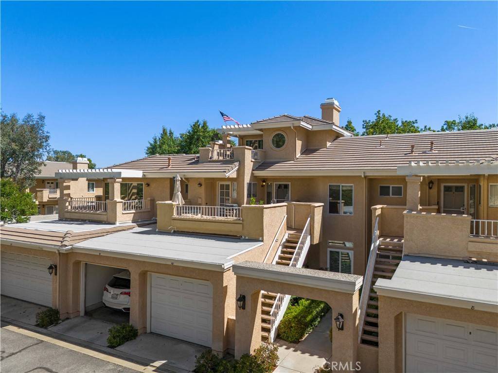 Valencia, CA 91355,24029 Arroyo Park DR #10