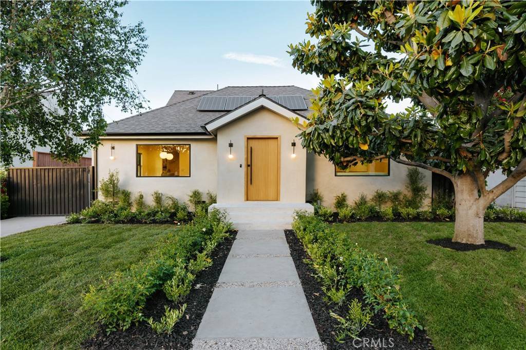 Sherman Oaks, CA 91423,4522 Calhoun AVE