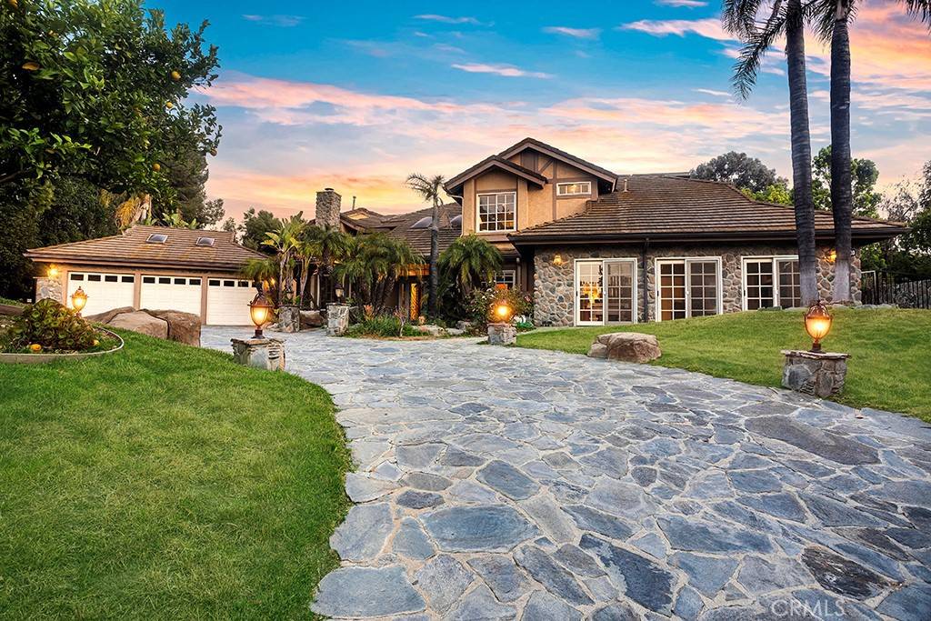 Simi Valley, CA 93065,590 Stonebrook ST