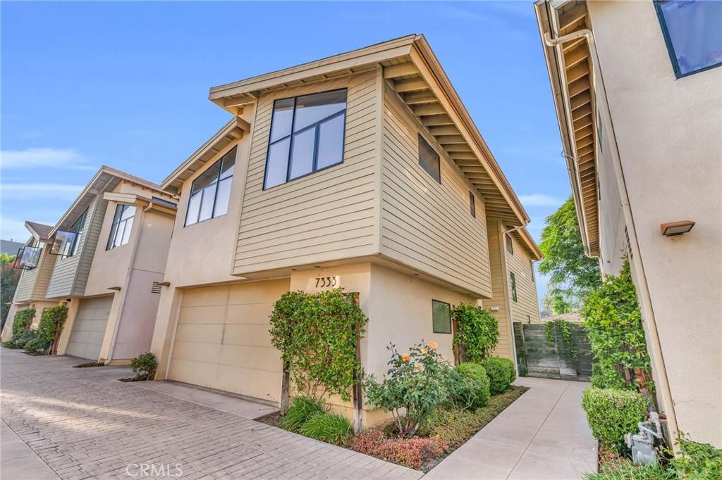 Reseda, CA 91335,7333 Tampa AVE #7