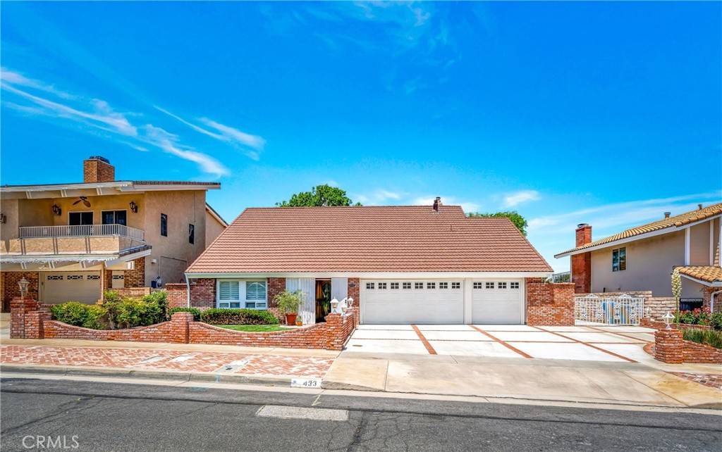 Palmdale, CA 93551,433 Fairway DR