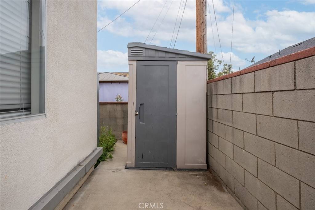 Glendale, CA 91201,1329 Linden AVE