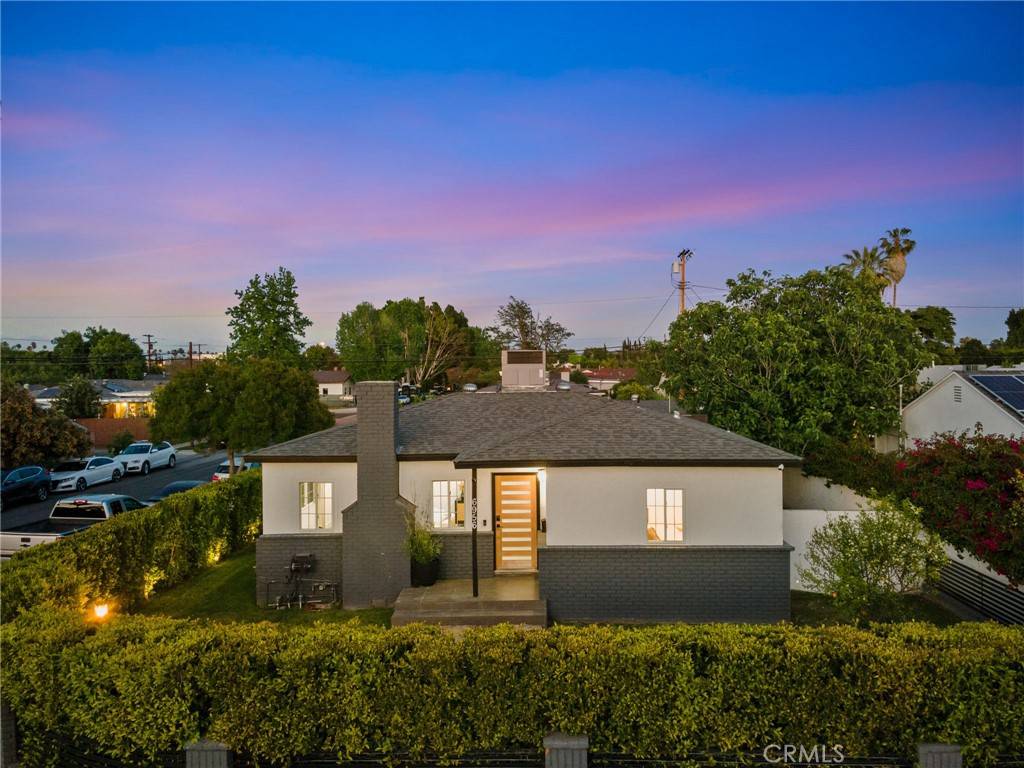 Reseda, CA 91335,6956 Corbin AVE
